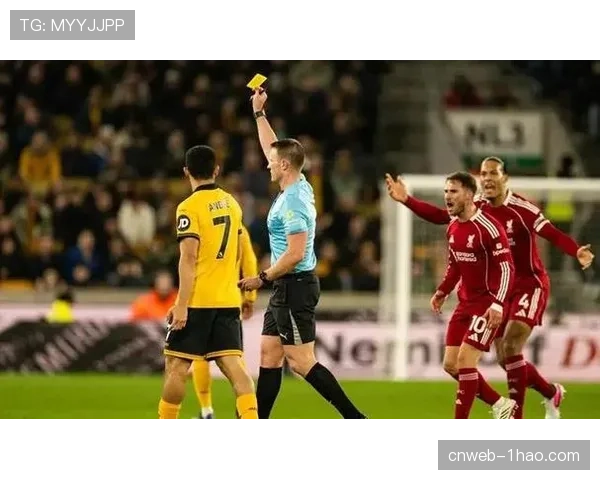 利物浦防守反击策略 麦卡利斯特赫拉芬贝赫中场配合默契度